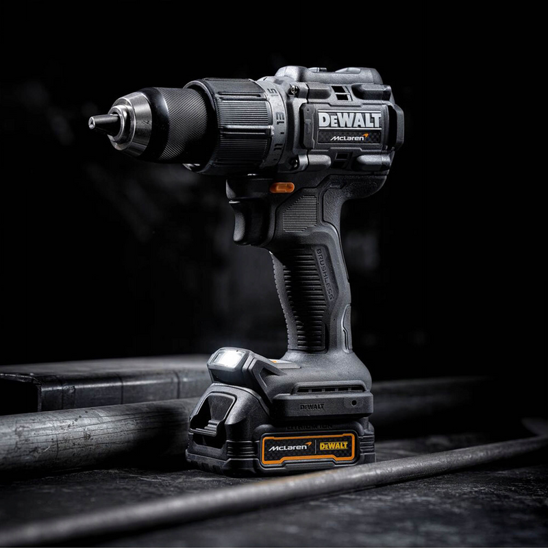 KIT DEWALT: TALADRO CON FUNCÍO - PISTOLA DE IMPACTO + 26 ACCESORIOS DE REGALO + 2 BATERIAS - CONTRA ENTREGA ENVÍO GRATIS